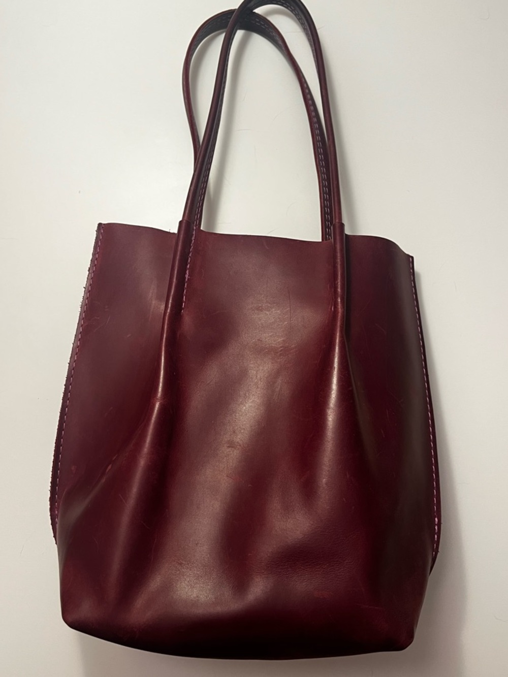 Classic Burgundy Leather Tote Bag - Elegant Everyday Carry